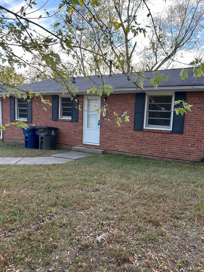 Primary Photo - 3 Bedroom/ 1 bath Home