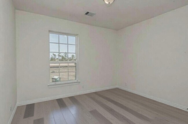 Building Photo - 3223 Harmony Creek Ln