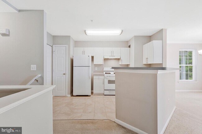 Building Photo - 12877 Fair Briar Ln