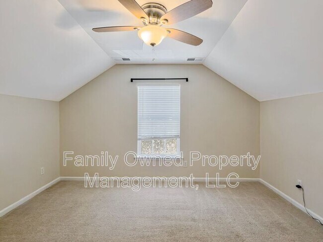 Building Photo - 219 Sweet Alyssum Dr