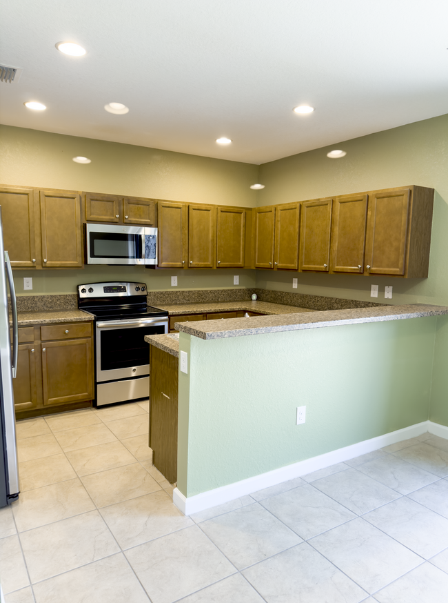 Kitchen - 15069 SW 115th St