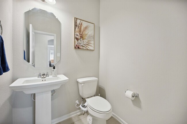 Building Photo - 4611 Hronas Dr