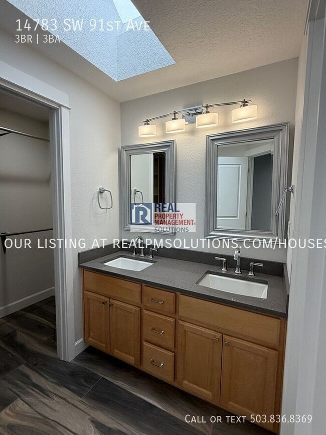 Building Photo - 14783 SW 91st Ave
