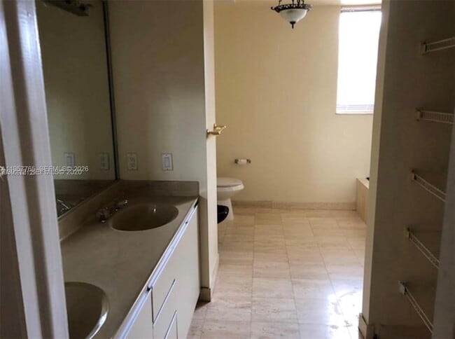 Building Photo - 3089 NE 183rd Ln