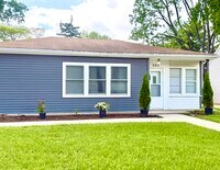Exterior Front - 305 S Van Doren St