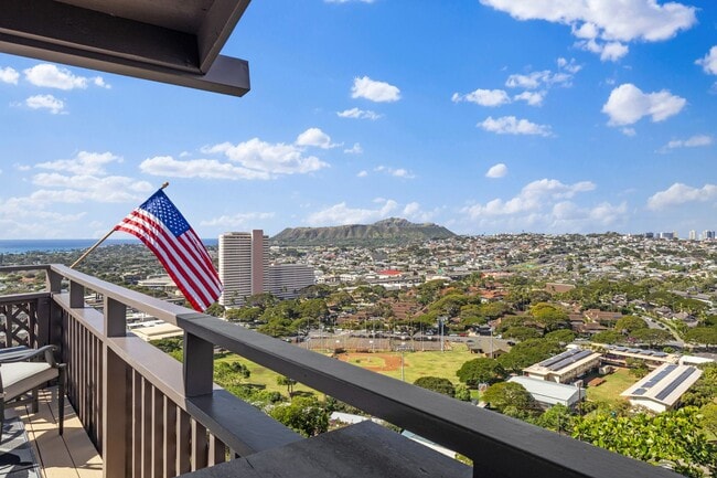Building Photo - Ocean & Diamond Head Views – Kahala Gem
