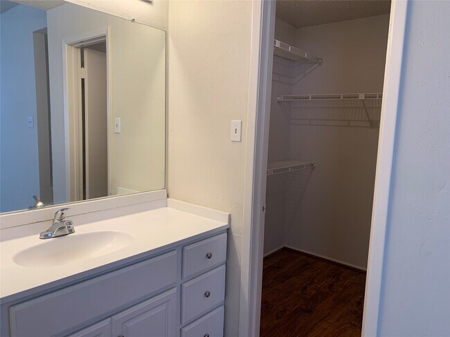 Building Photo - 2710 Grants Lake Blvd