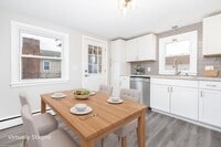 Building Photo - 238 James St