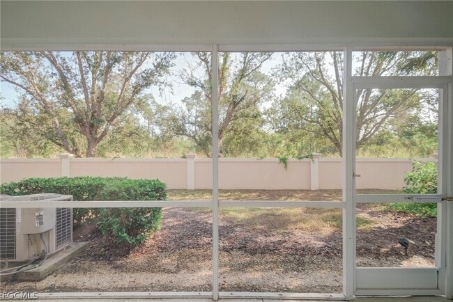 Building Photo - 8599 Athena Ct