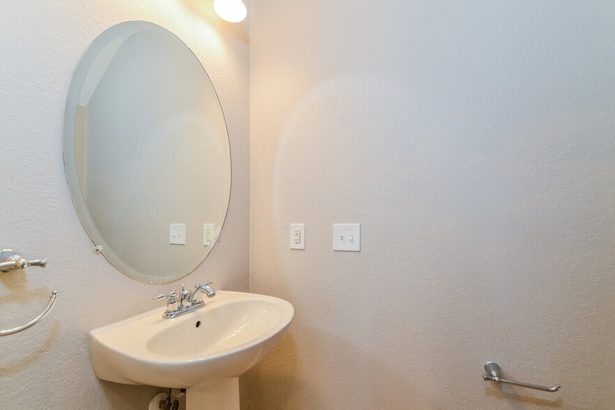 Building Photo - 11711 Tempest Harbor Loop