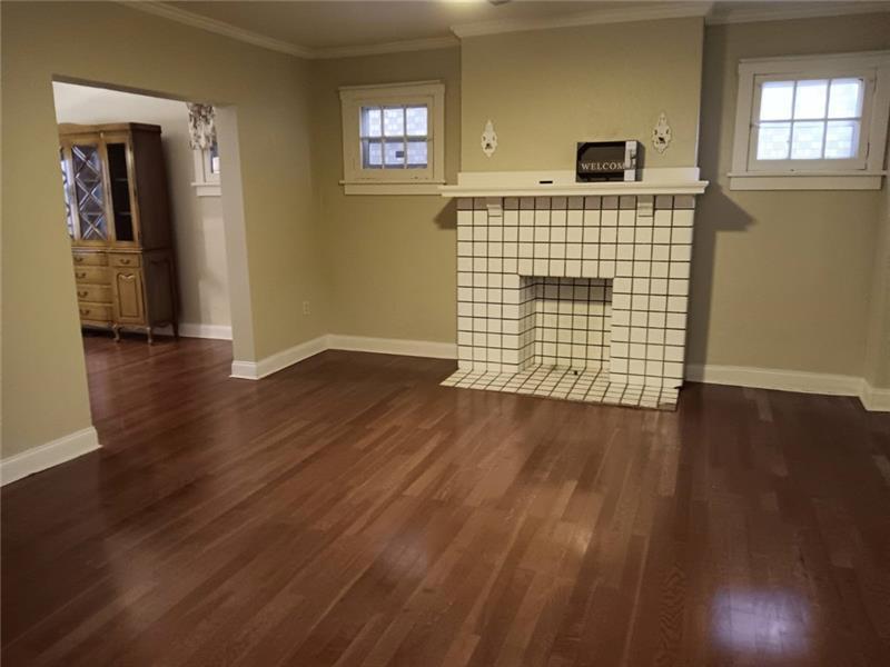 Building Photo - 6501 Deary St