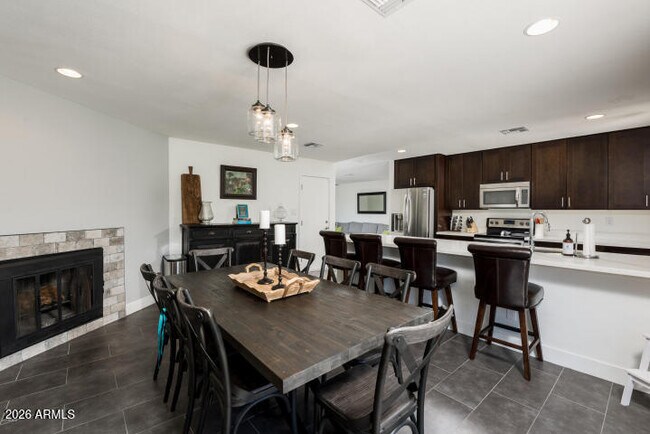 Building Photo - 2503 S Bonarden Ln