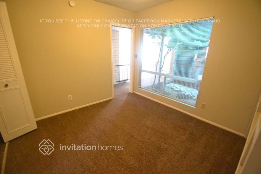 Building Photo - 8332 N 50th Dr