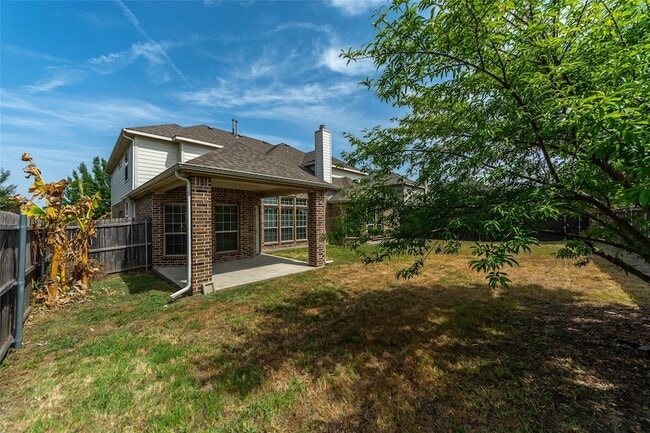 Building Photo - 6529 Abrams Dr