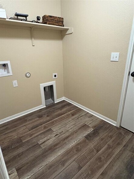 Building Photo - 3509 Ortman Dr