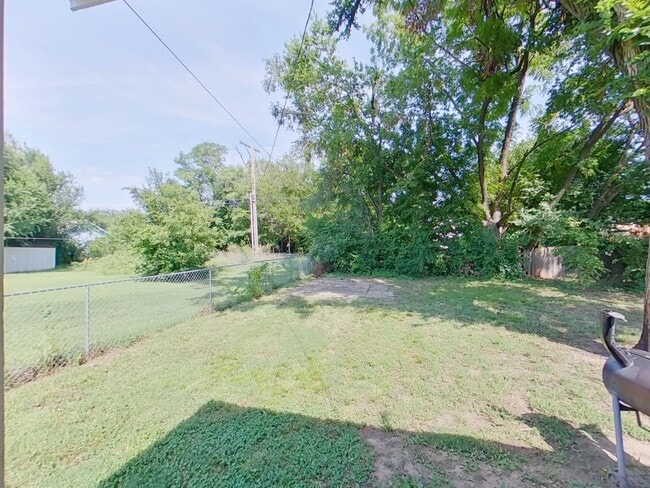 Building Photo - 1116 N Ohio Ave