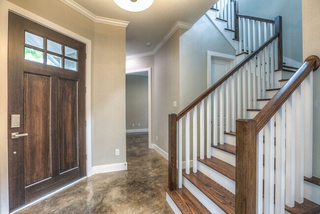 Building Photo - 3619 Alba Rd