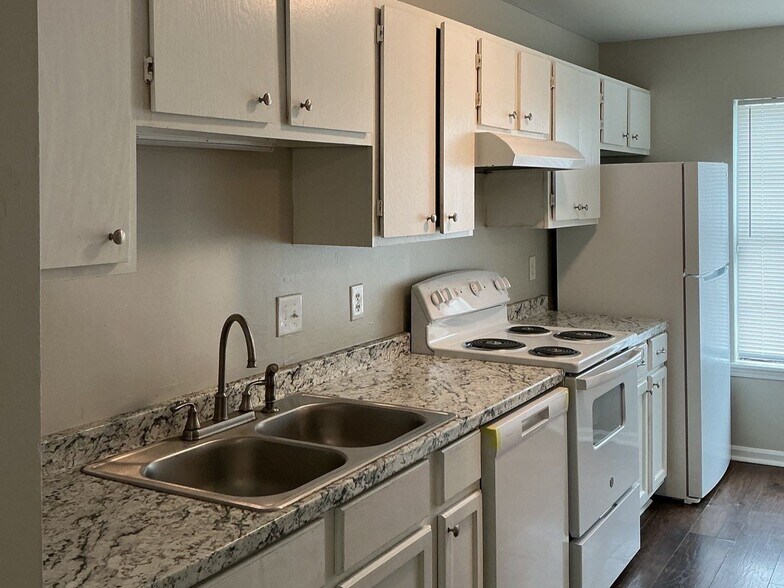 Building Photo - 34 Brianfield Cv