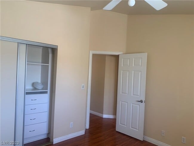 Building Photo - 8112 Sunset Mill Dr
