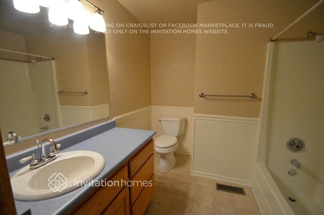 Building Photo - 14635 SE 138th Pl