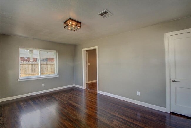 Building Photo - 2644 NW 34th St