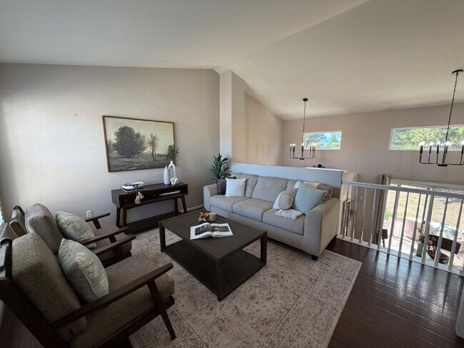 Building Photo - "4-Bedroom Home with 2.5 Baths in Picturesque Highlands Ranch! - Large private back yard!"