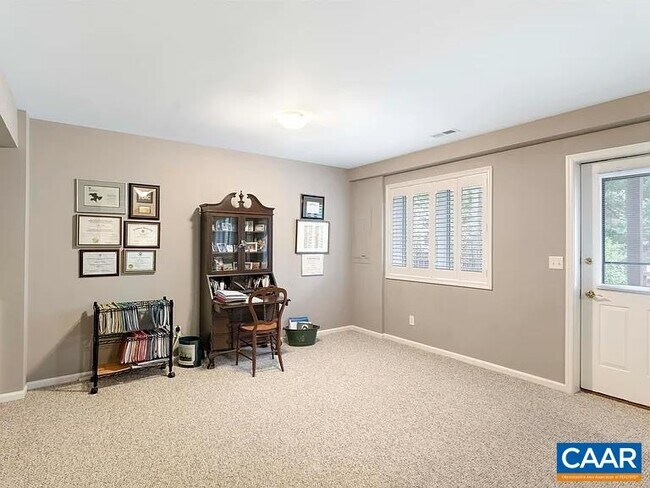 Building Photo - 1303 Branchlands Dr
