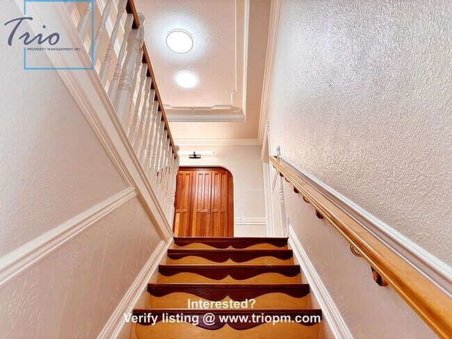 Building Photo - 2693 Chula Vista Dr