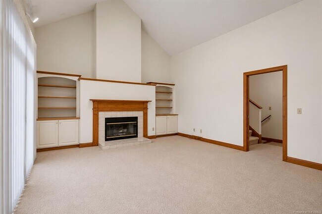 Building Photo - 3691 Bridgewater Dr