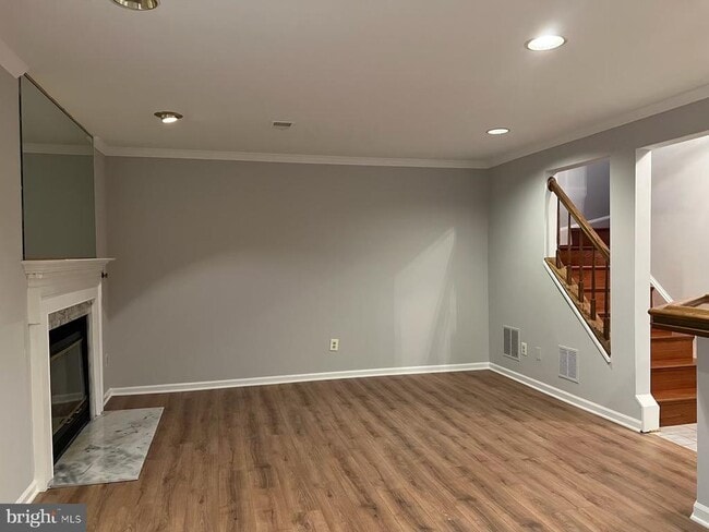 Building Photo - 12002 Lisa Marie Ct