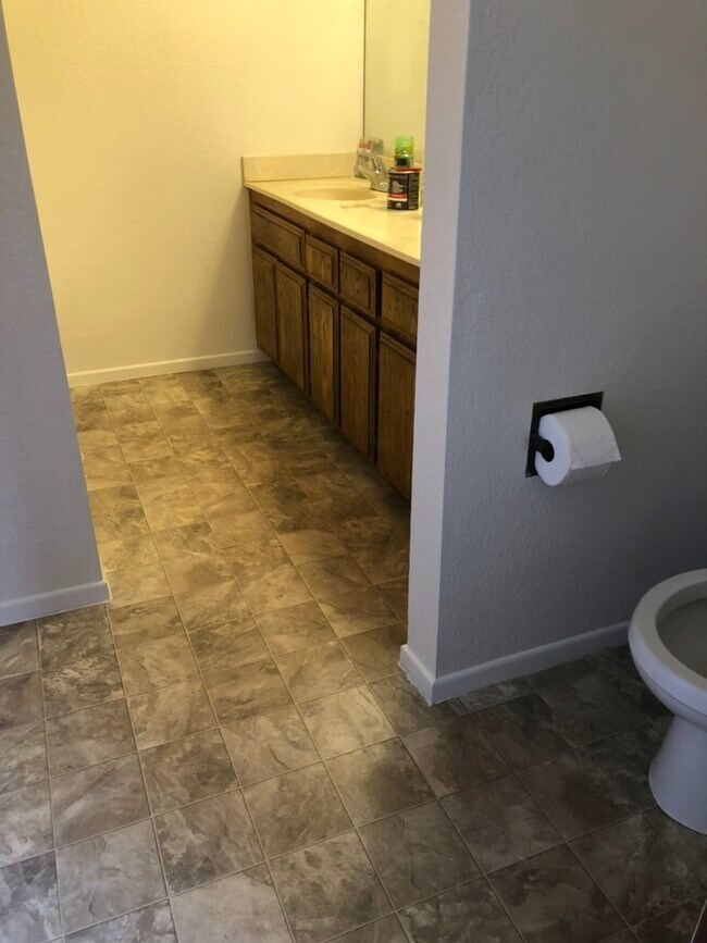 Building Photo - 22578 El Centro Rd