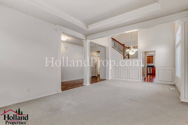 Building Photo - Gorgeous Single-Family Home with Central A/C!