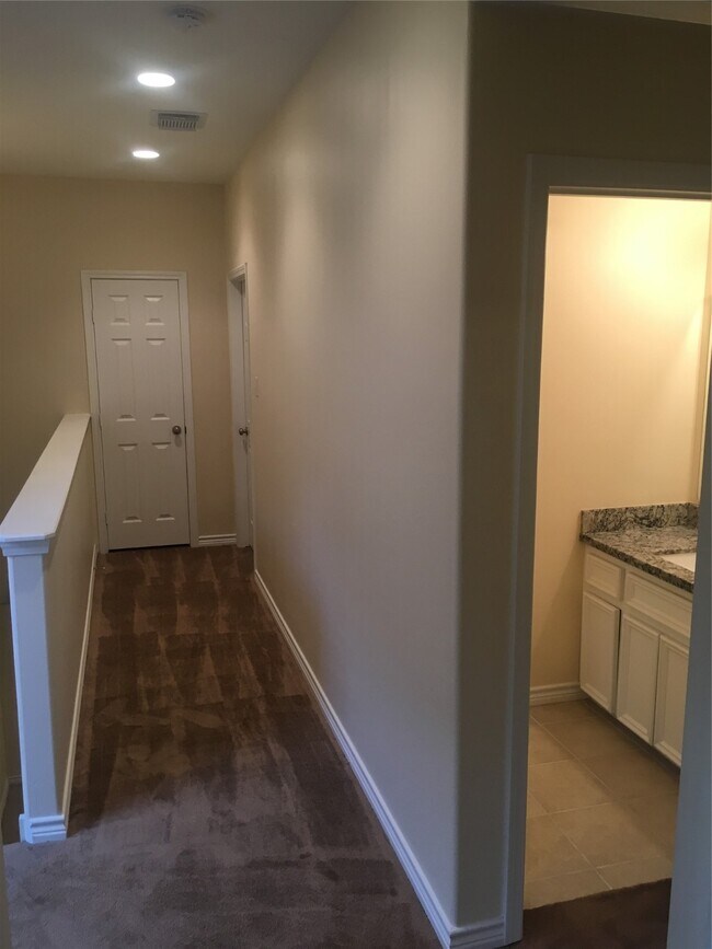 Building Photo - 10642 Logger Pines Trail