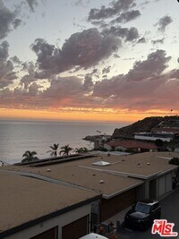 Building Photo - 18079 Coastline Dr