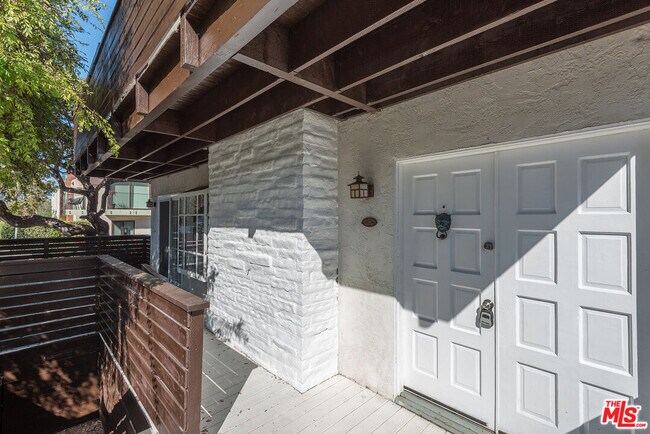 Building Photo - 3900 Pacific Ave