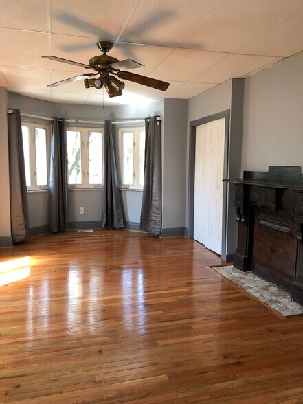 Building Photo - 5154 Cypress St