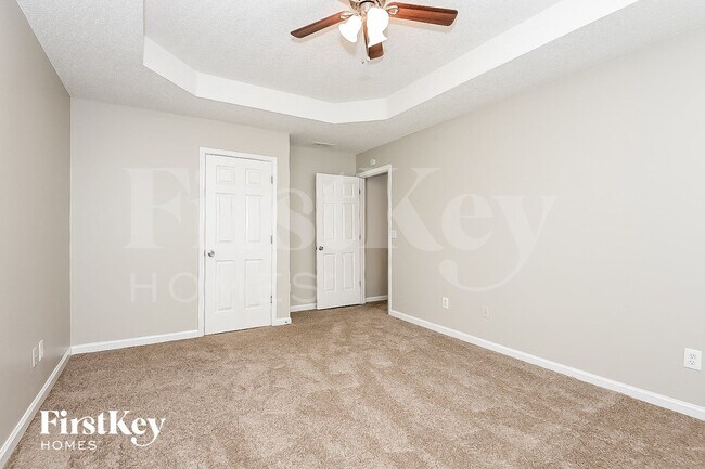 Building Photo - 4552 Spotted Pony Dr NW