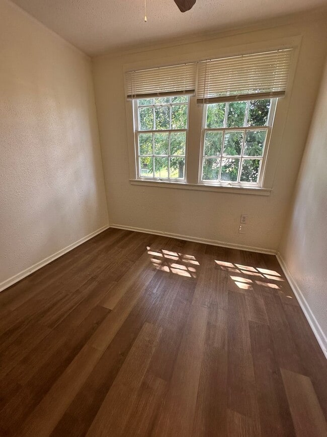 Building Photo - 54 Riley Manor Cir