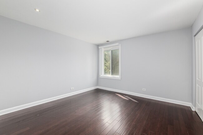 Building Photo - 430 Walnut Creek Rd
