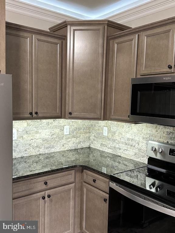 Building Photo - 105 Delano Dr