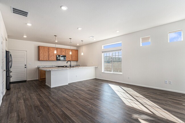 Building Photo - New Build Paired Home in Commerce City!