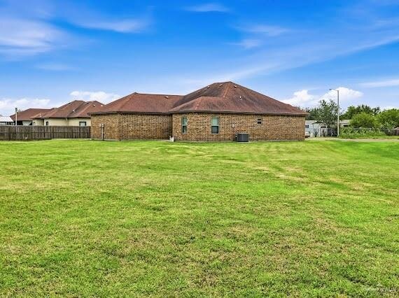 Building Photo - 3405 Cowboy Dr