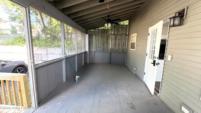 Building Photo - 16 McKinstry Pl
