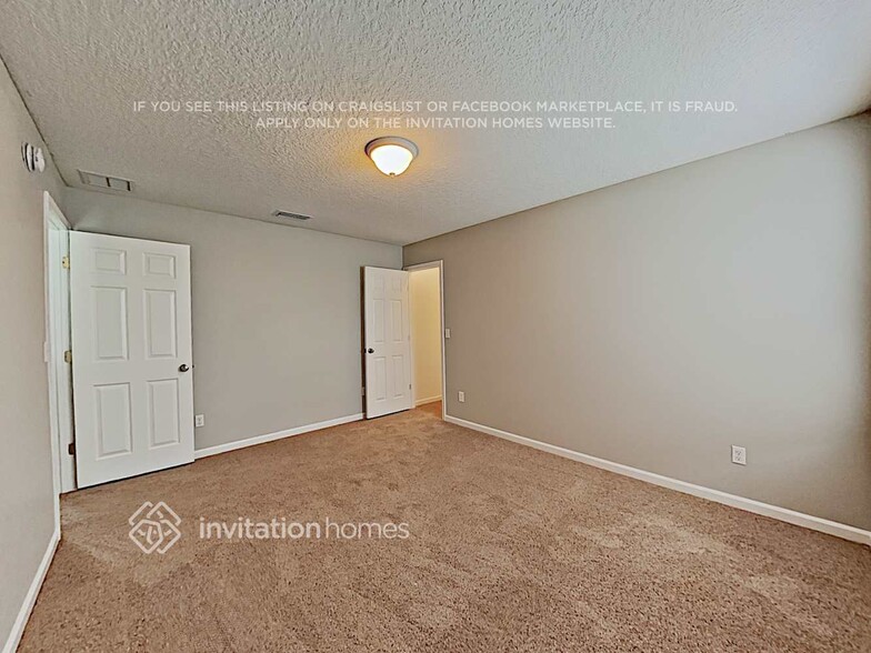 Building Photo - 6384 Louis Clark Ct