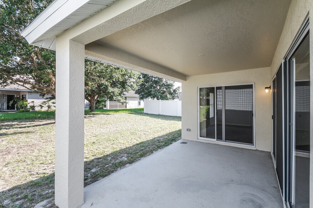 Building Photo - 11111 Newbridge Dr