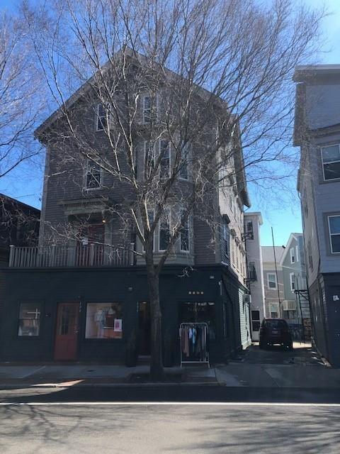 Building Photo - 199 Wickenden St