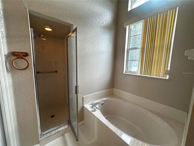 Building Photo - 10061 SW 74th Terrace