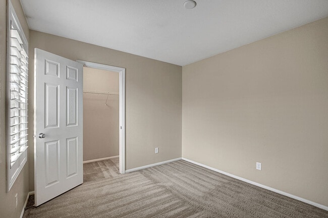 Building Photo - 3017 Termini Ave