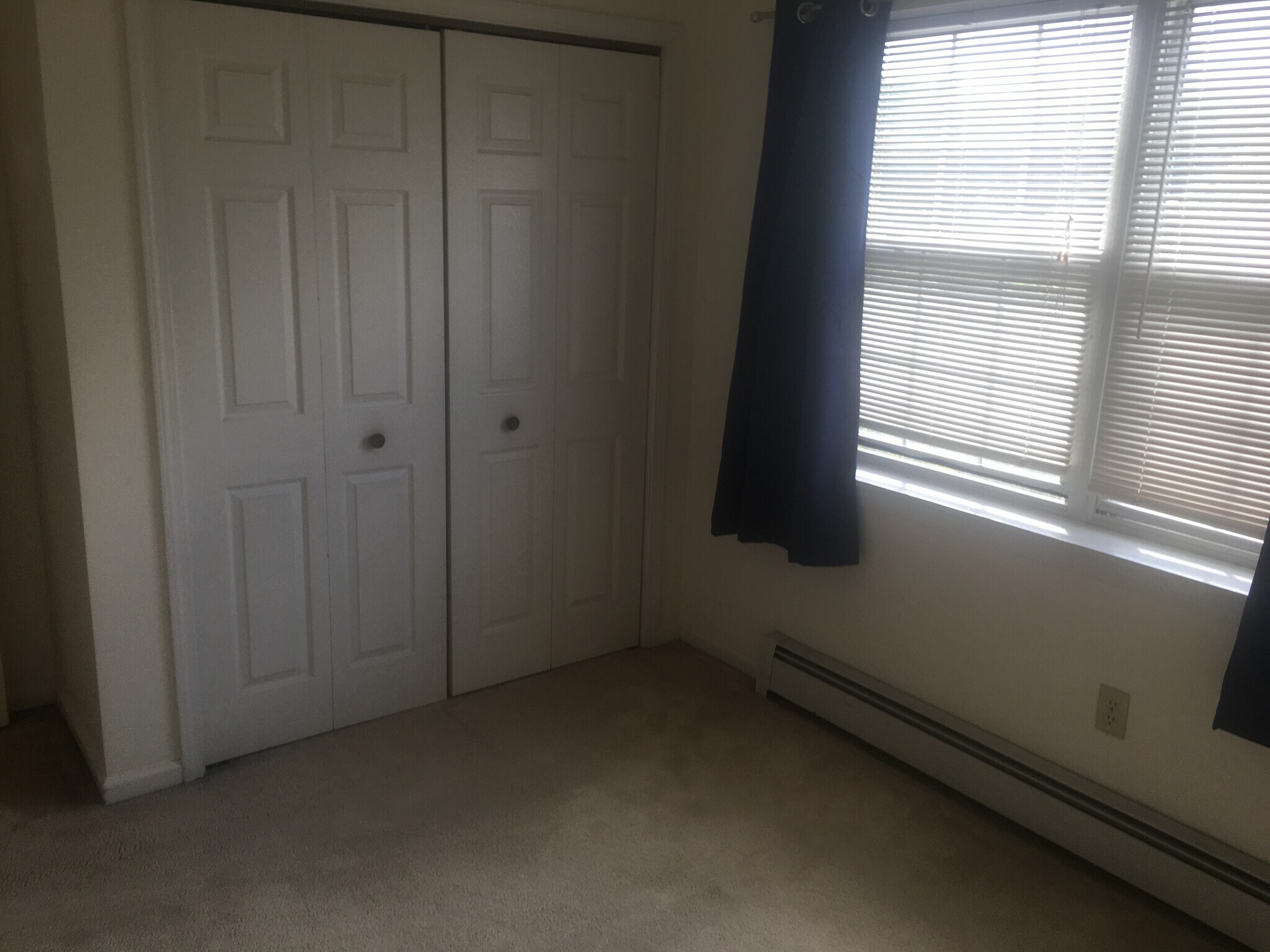 Building Photo - 213 Hildred Dr