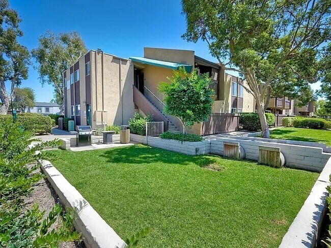 Building Photo - ***Move In Special** Allure Condo in Serra Mesa 2 Bedroom